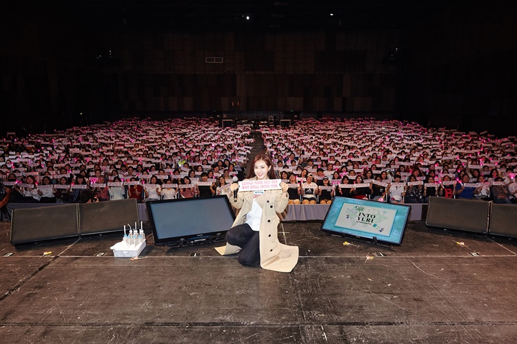 YURI 1st Fanmeeting Tour ‘INTO YURI’ in Bangkok