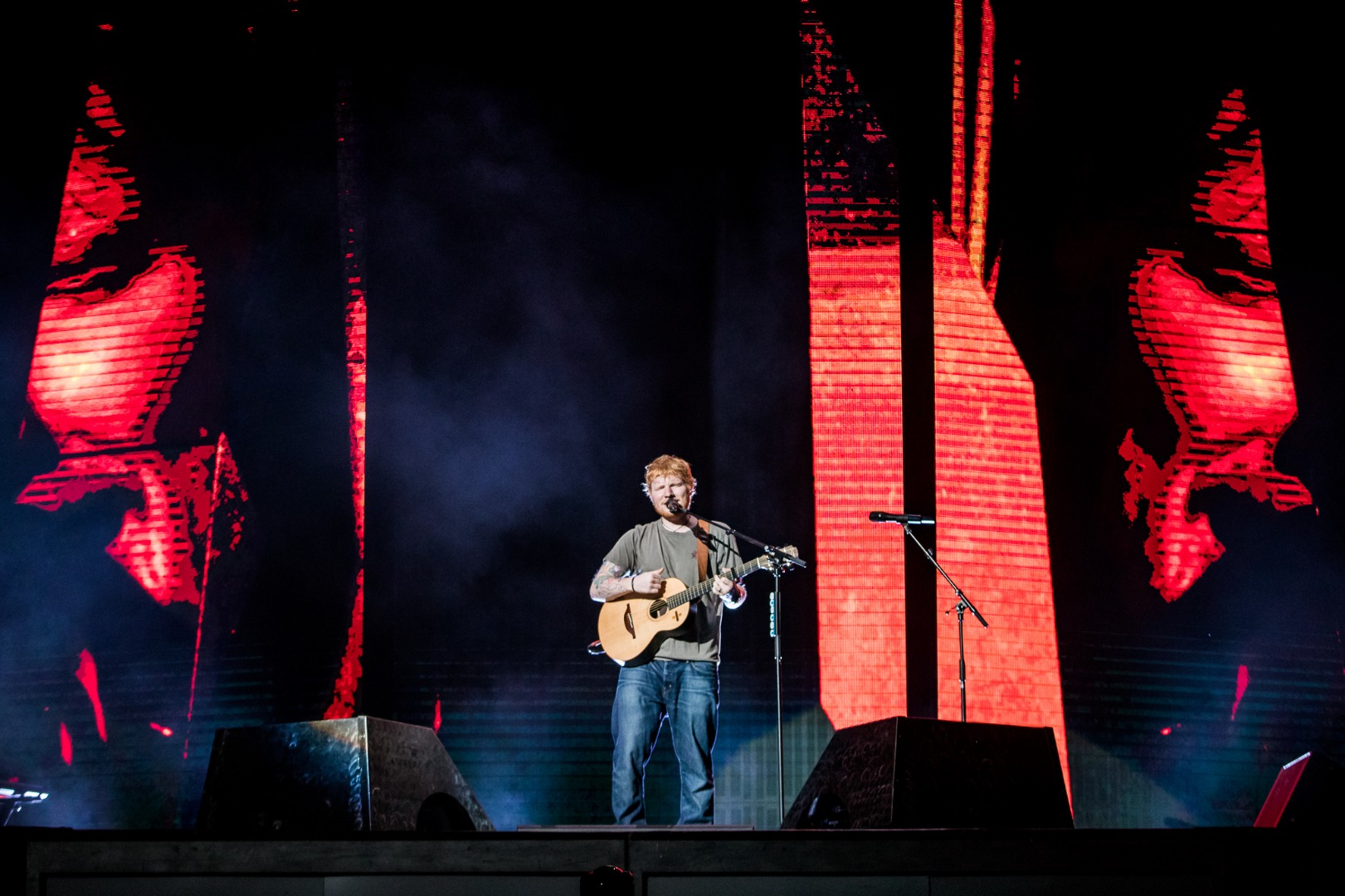 Ed Sheeran Divide World Tour 2019 with special guest ONE OK ROCK