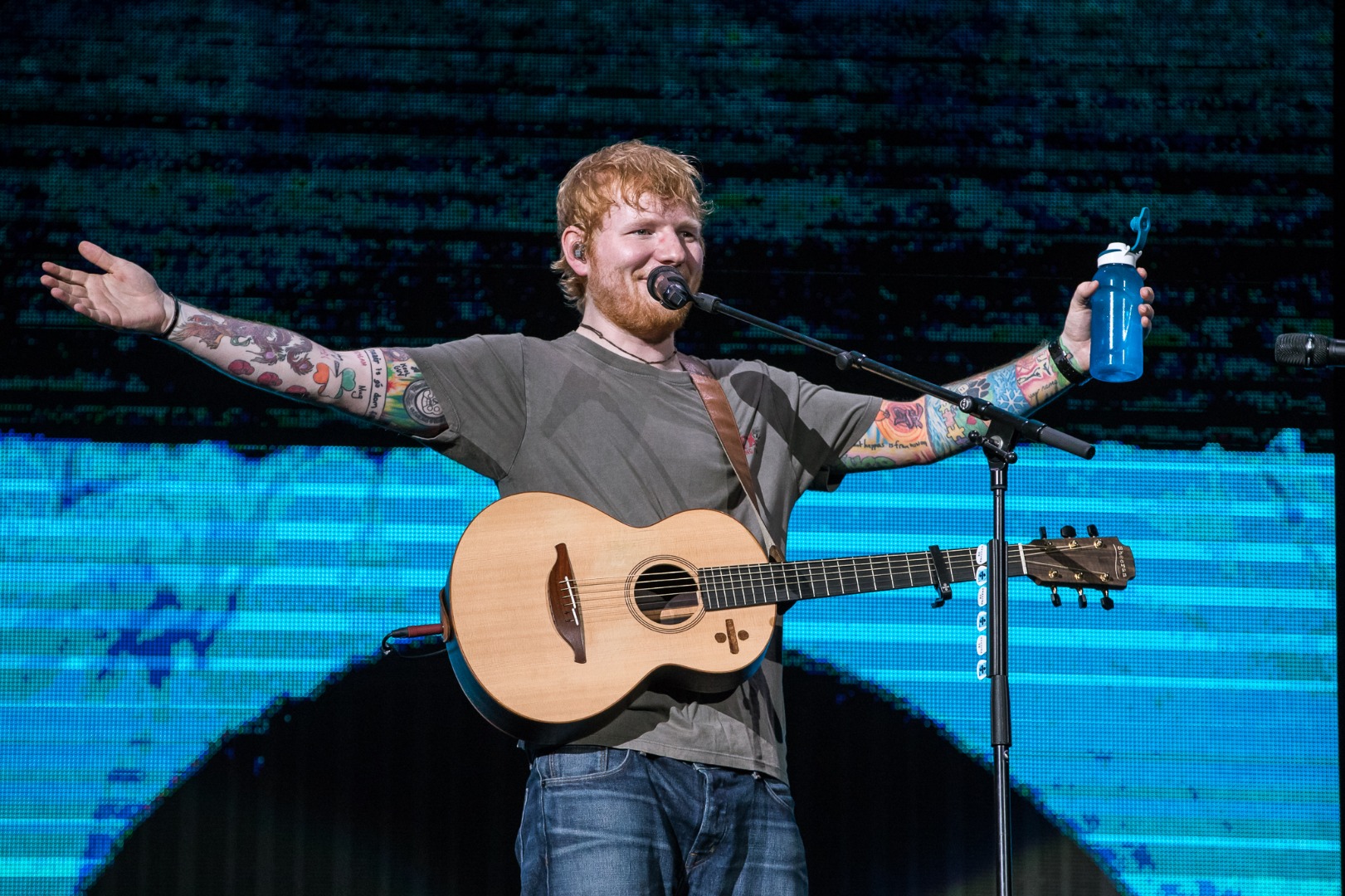 Ed Sheeran Divide World Tour 2019 with special guest ONE OK ROCK