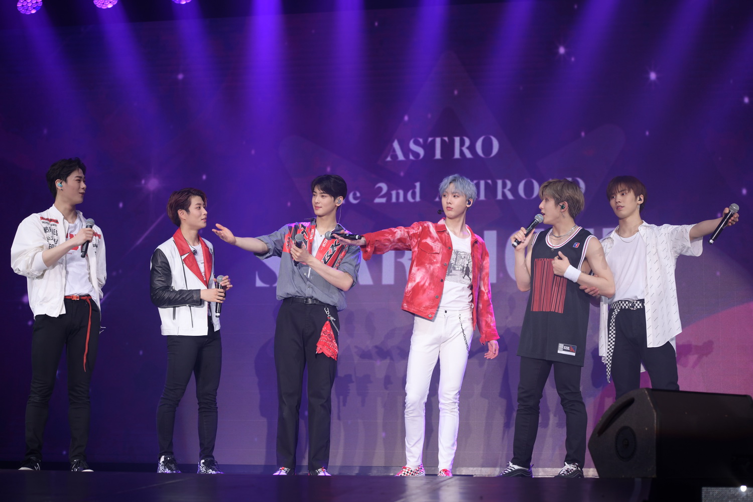 ASTRO The 2nd ASTROAD to BANGKOK [STARLIGHT]