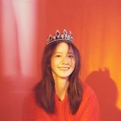 YOONA - Special Album 'A Walk to Remember'