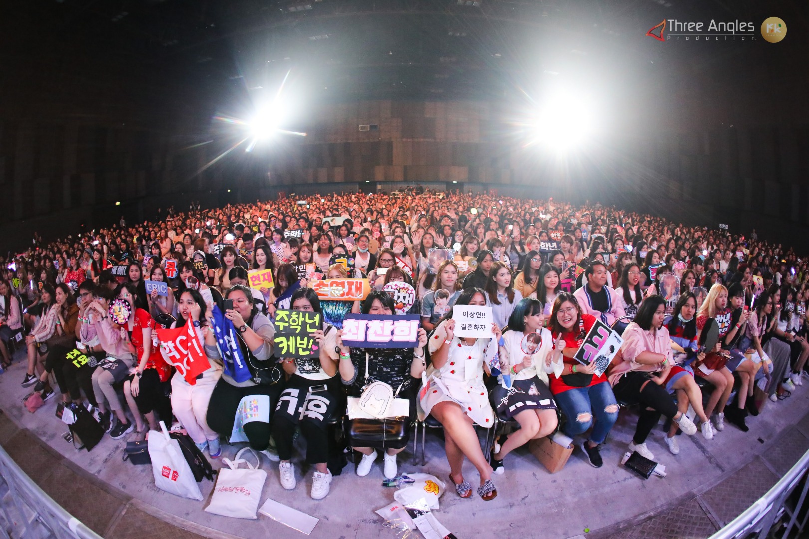 The Boyz Asia Fan-Con Tour [The Castle] in Bangkok