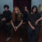 10 เพลง 10 คำร้อง และ 10 ปีที่ไม่เคยห่างหายจากความเจ็บปวดของ “The Yers”