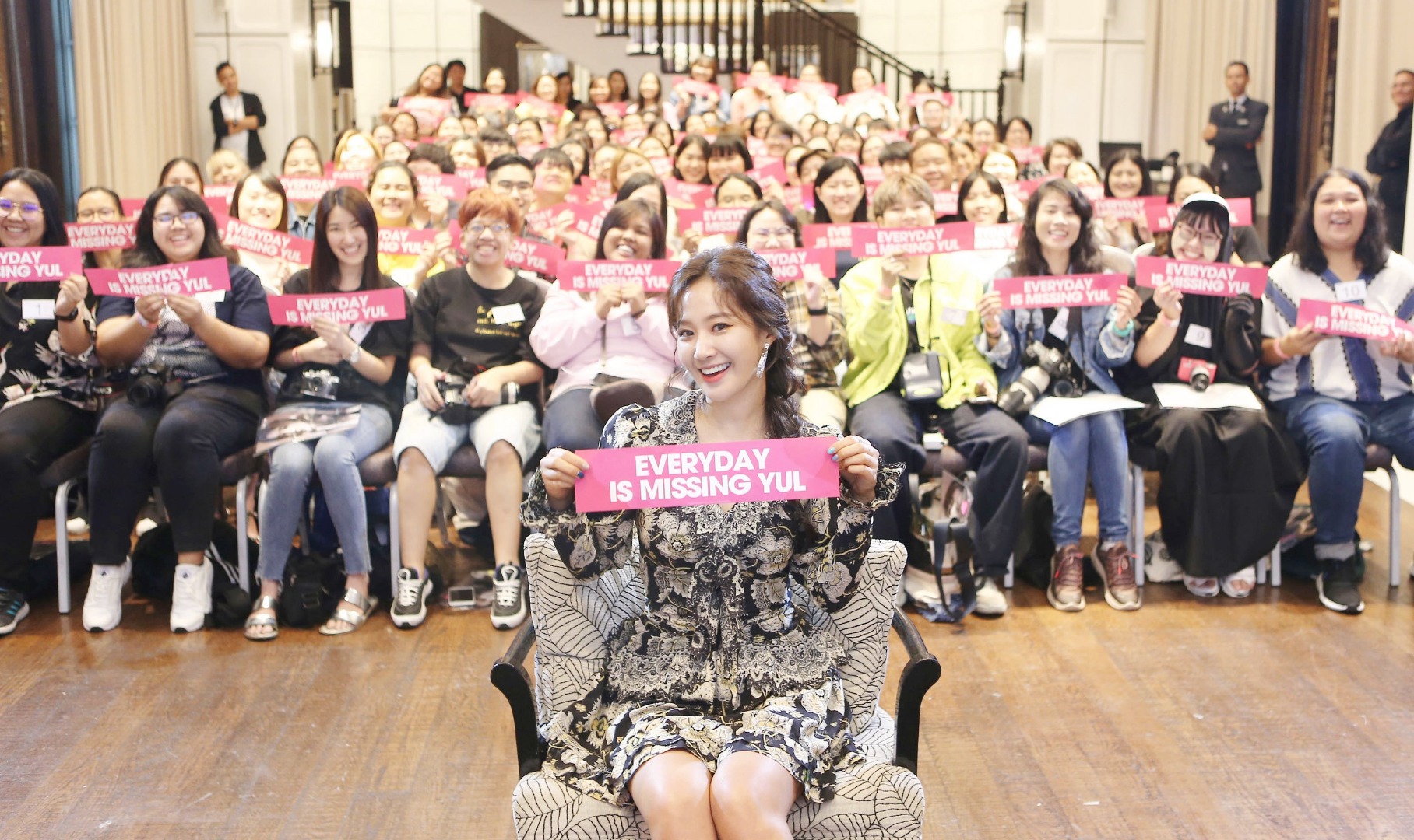 YURI <EXCLUSIVE> FAN SIGNING in BANGKOK