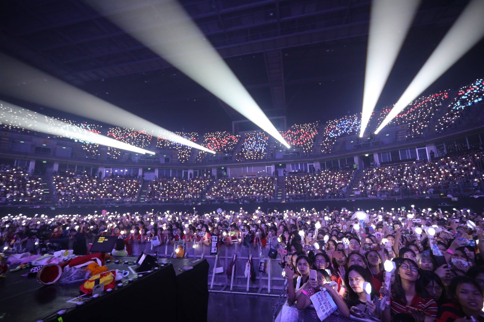 EXO PLANET #5 - EXplOration - in BANGKOK