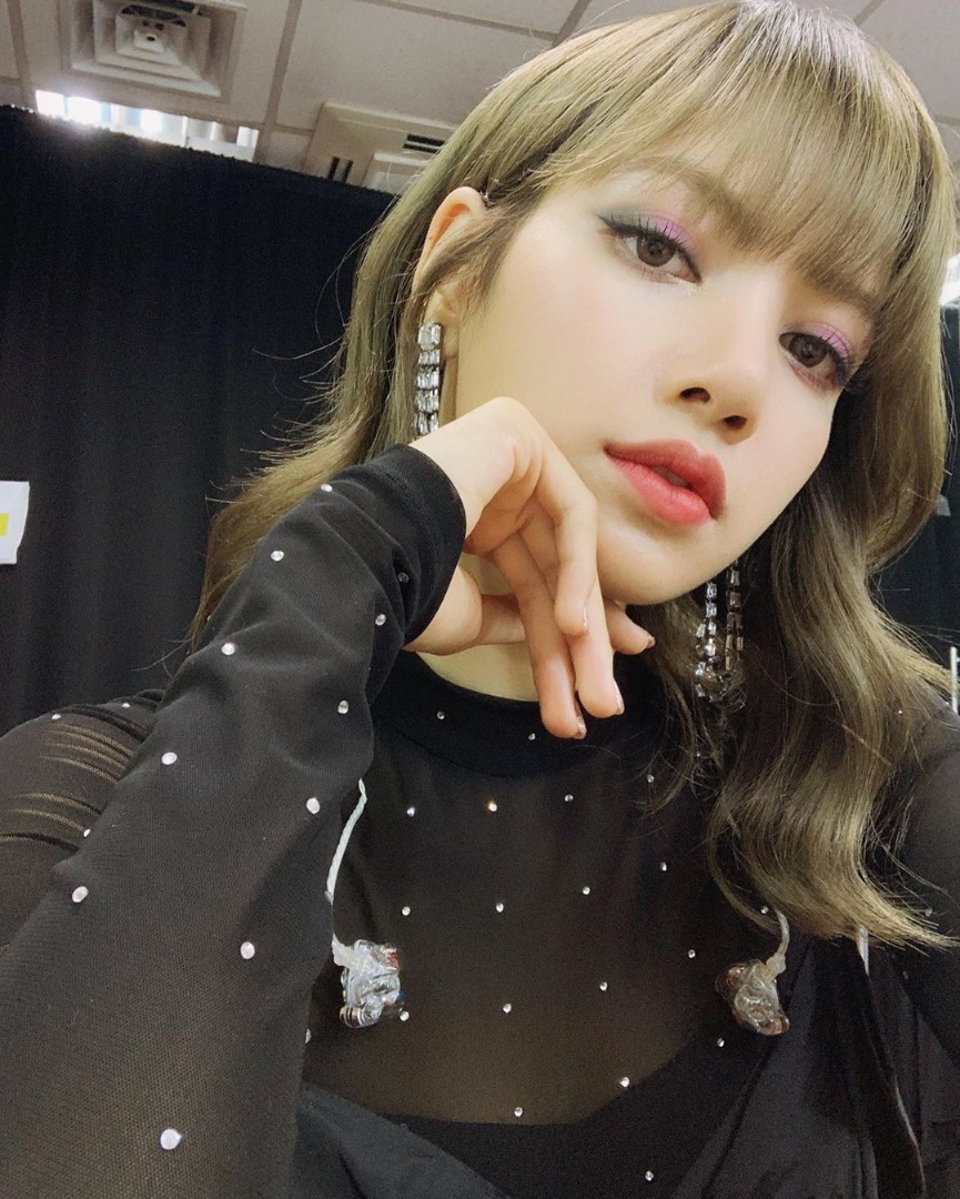 Lisa BLACKPINK