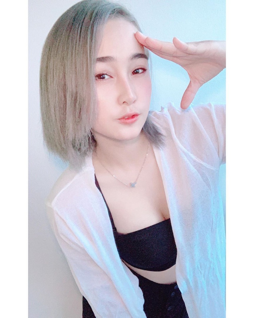 อุ๋ม CM Cafe' 