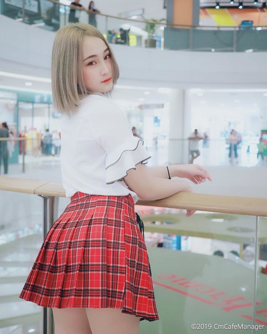 อุ๋ม CM Cafe' 