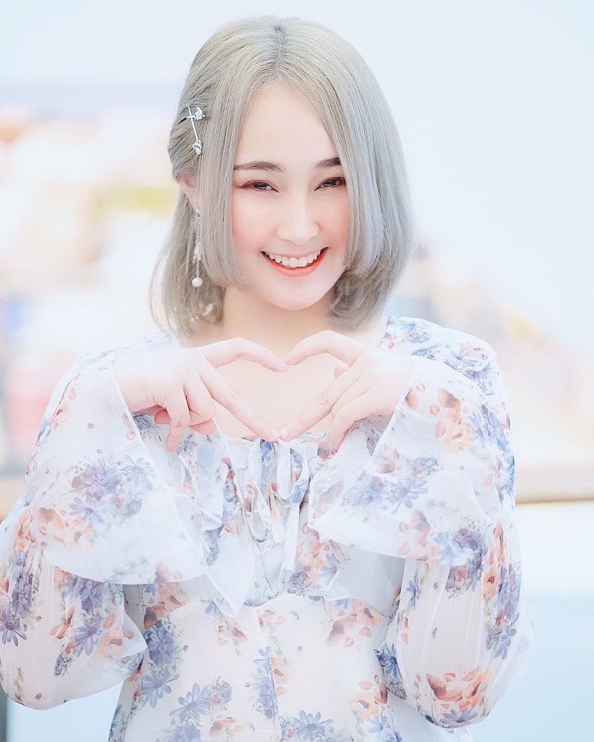 อุ๋ม CM Cafe' 