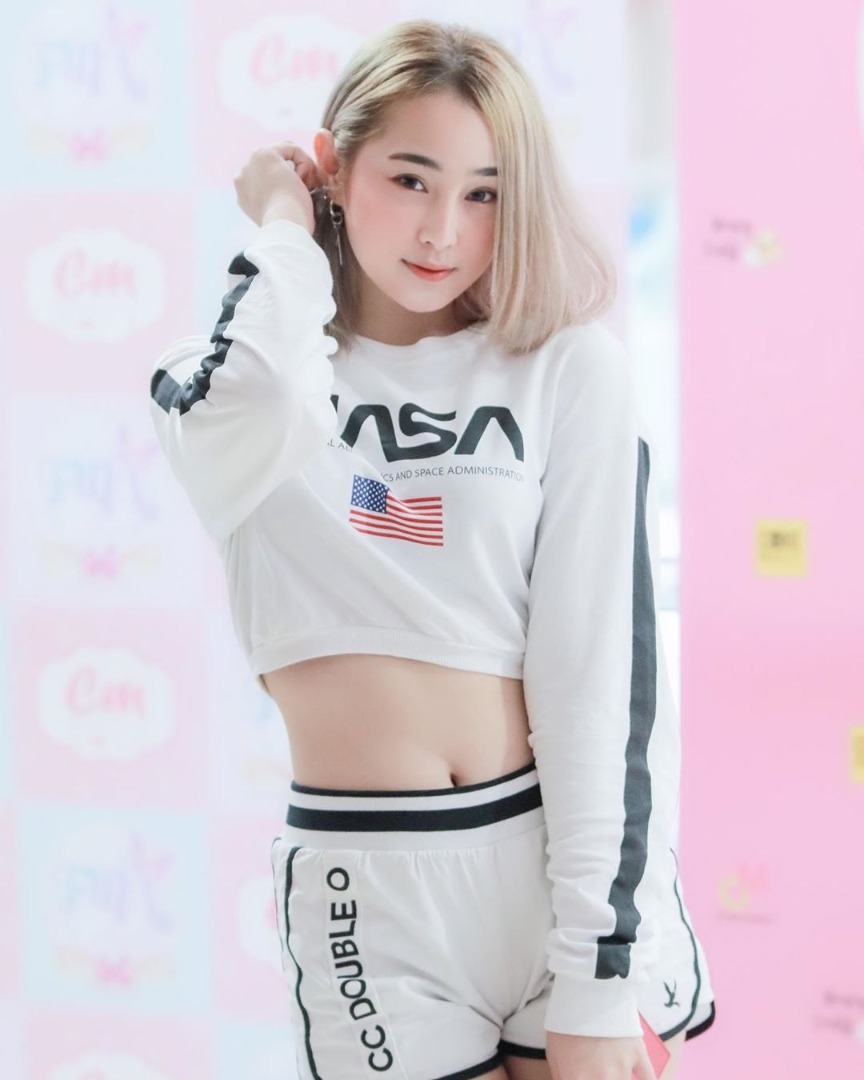 อุ๋ม CM Cafe' 