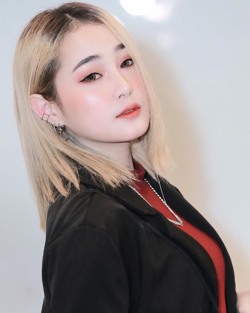 อุ๋ม CM Cafe' 