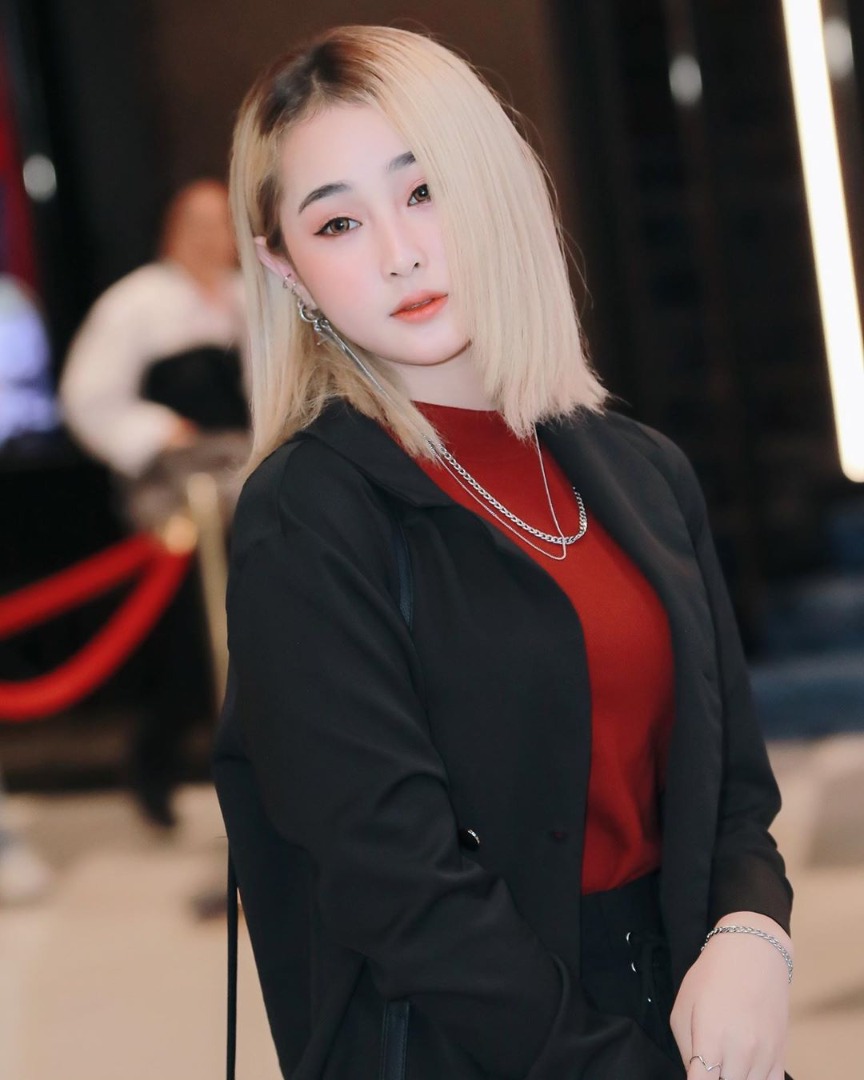 อุ๋ม CM Cafe' 