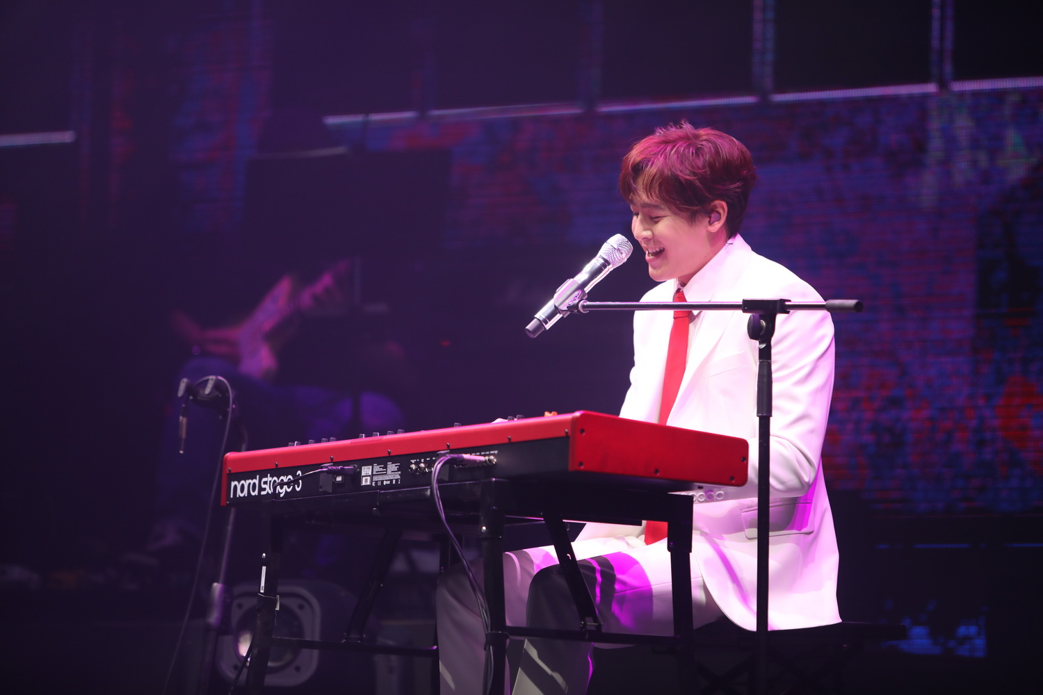 NICHKHUN SOLO CONCERT ‘HOME’ IN BANGKOK with Dr.Jill