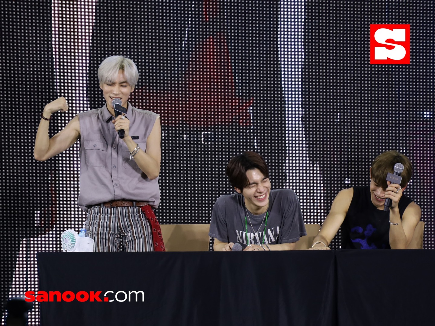 WayV 'Take Over The Moon' The 1st Fan Signing Event in BANGKOK