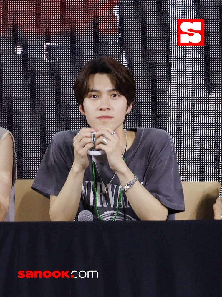 WayV 'Take Over The Moon' The 1st Fan Signing Event in BANGKOK