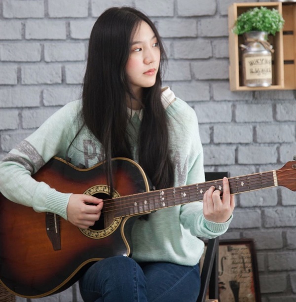 แนทเธอรีน BNK48 