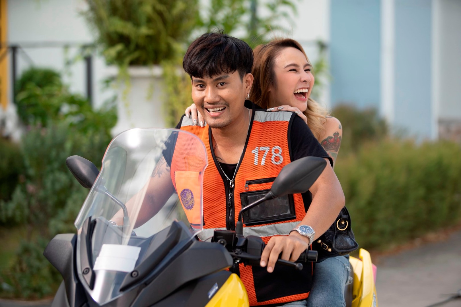 เบื้องหลังเอ็มวี ขายบริการ - ต๊กโต 