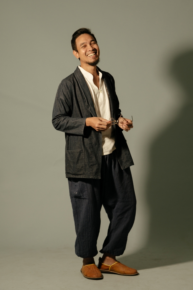 ไวรัสโคโรนา: เจ Penguin Villa กักตัว 14 วัน หลังร่วมงาน เป๊ก ผลิตโชค