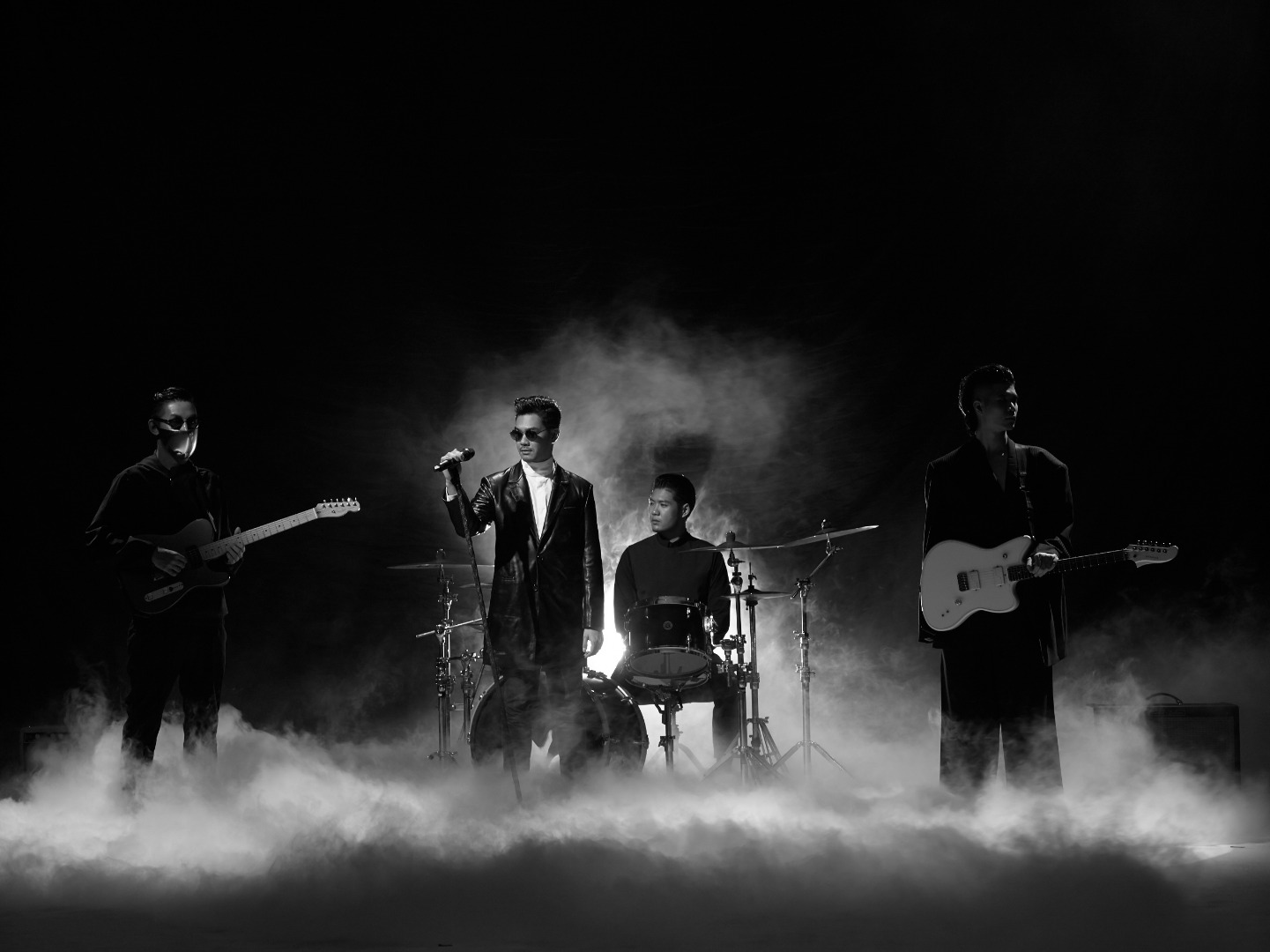 getsunova ขายหน้ากากวงบริจาคเงินให้ รพ.ราชวิถี - ปณต ทำเพลงเรียกรอยยิ้มช่วงโควิด-19