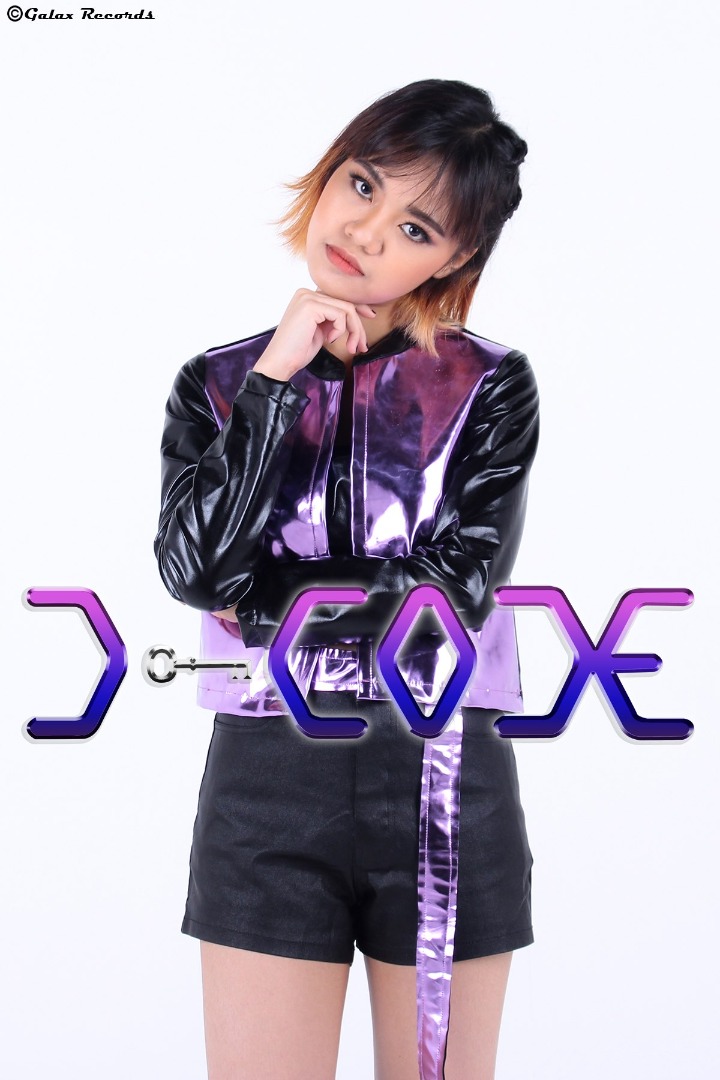 ร่วมไขรหัสลับจาก “D-CODE” เกิร์ลกรุ๊ปป็อป-ร็อค-พังก์ กับซิงเกิล “สู่โลกใบใหม่”