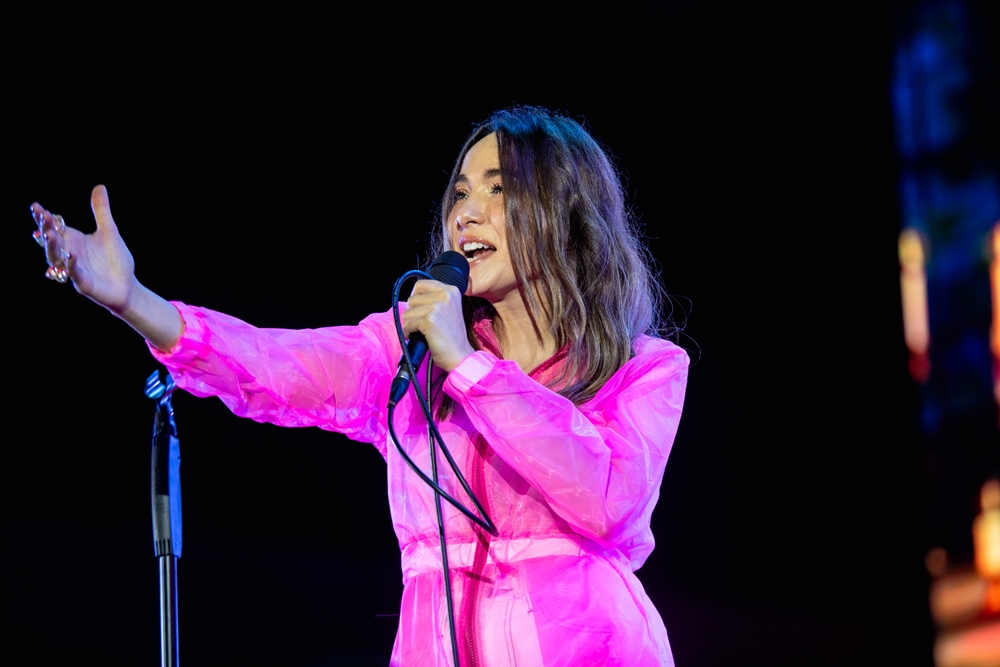 ครั้งแรกของโลก! เปิดภาพ TUK TUK Festival ดูคอนเสิร์ตวิถีใหม่บนรถตุ๊กตุ๊ก