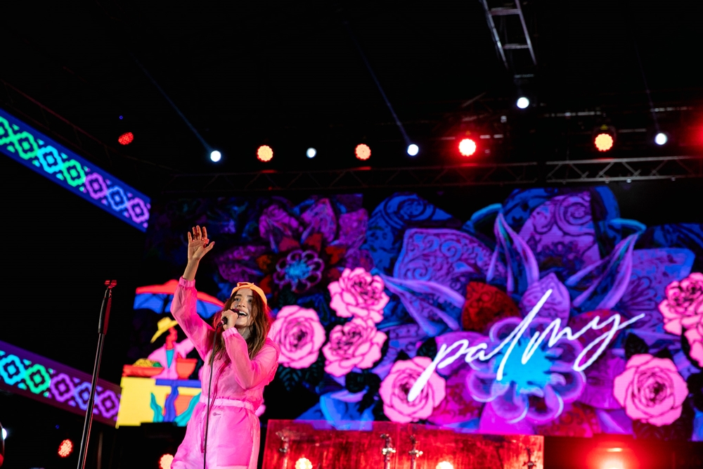 ครั้งแรกของโลก! เปิดภาพ TUK TUK Festival ดูคอนเสิร์ตวิถีใหม่บนรถตุ๊กตุ๊ก