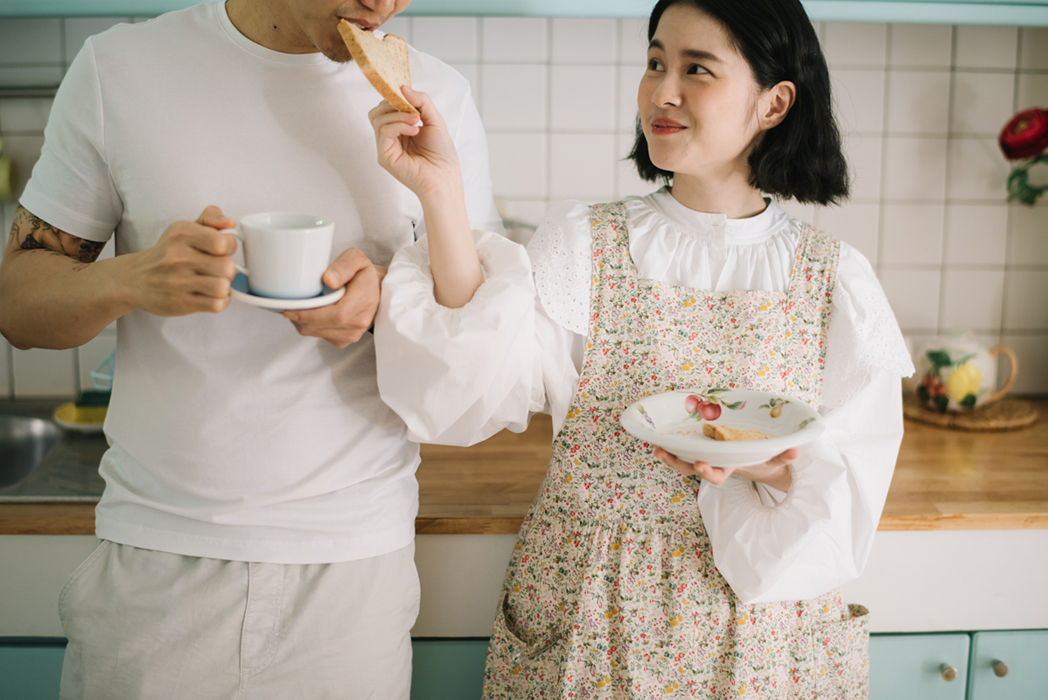 กลิ่นอายญี่ปุ่น-เกาหลี! “แอบฝันดี” เพลงใหม่แสนโรแมนติกจาก “OME” และ “ตุ๊กตา จมาพร”