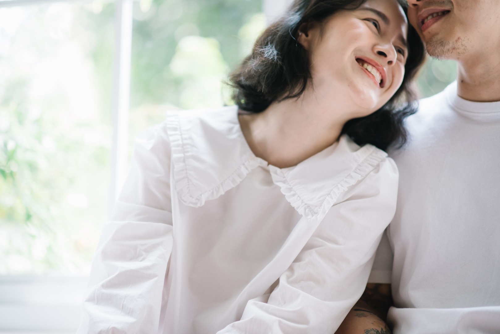 กลิ่นอายญี่ปุ่น-เกาหลี! “แอบฝันดี” เพลงใหม่แสนโรแมนติกจาก “OME” และ “ตุ๊กตา จมาพร”