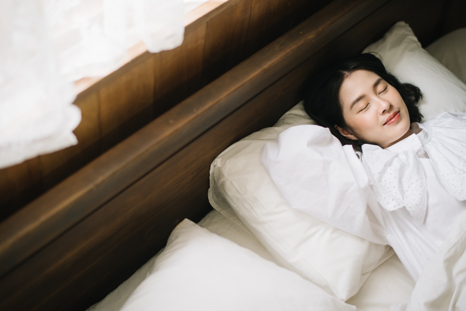 กลิ่นอายญี่ปุ่น-เกาหลี! “แอบฝันดี” เพลงใหม่แสนโรแมนติกจาก “OME” และ “ตุ๊กตา จมาพร”