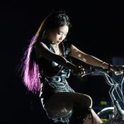 Chung Ha "Bicycle" : Querencia