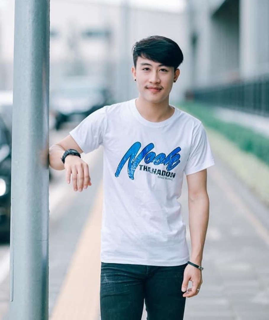นุ๊ก ธนดล