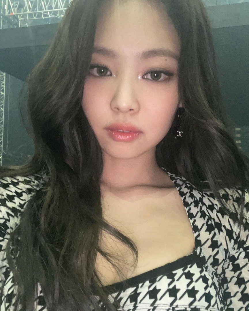 JENNIE BLACKPINK