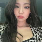 JENNIE BLACKPINK