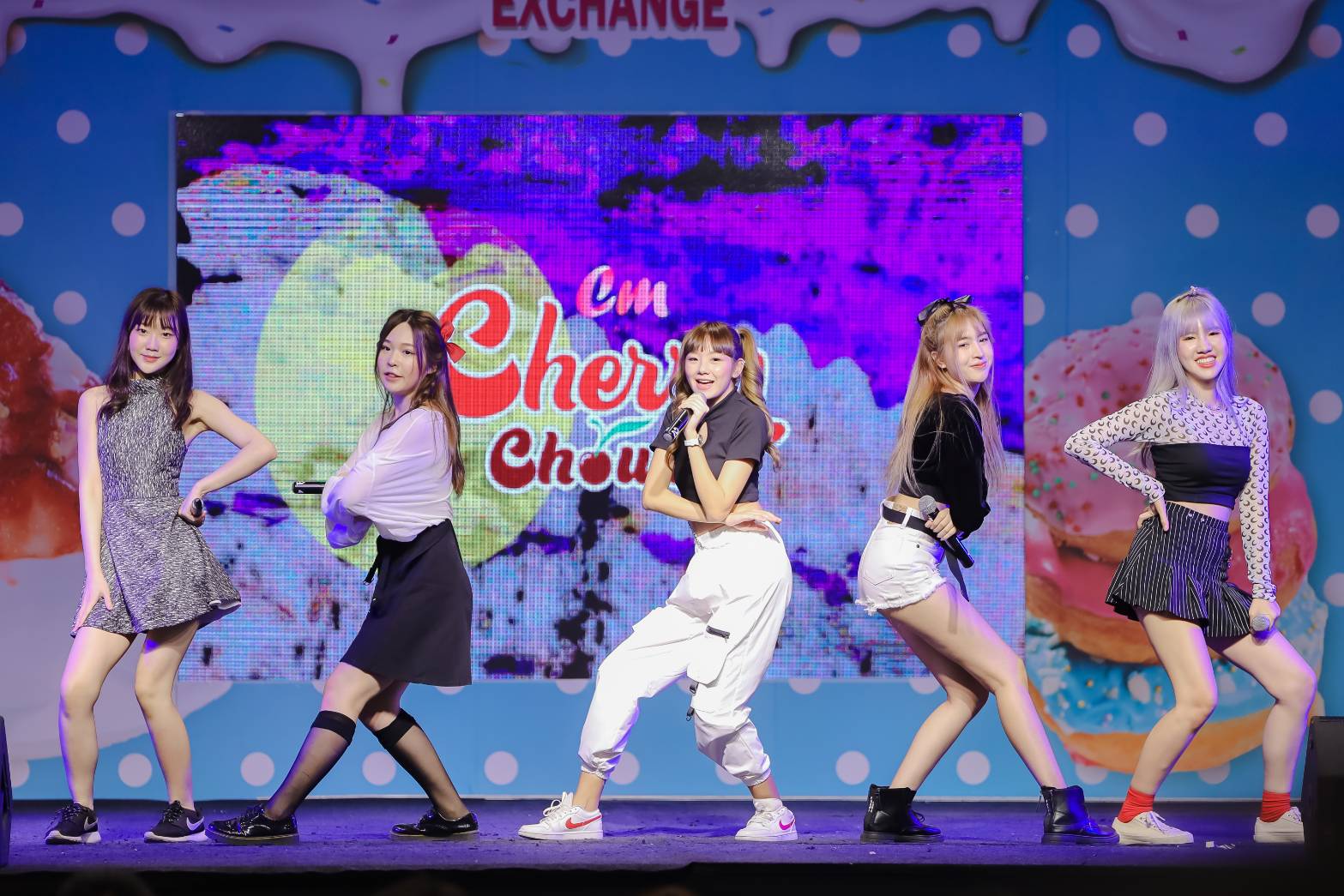 Idol Exchange Food Market