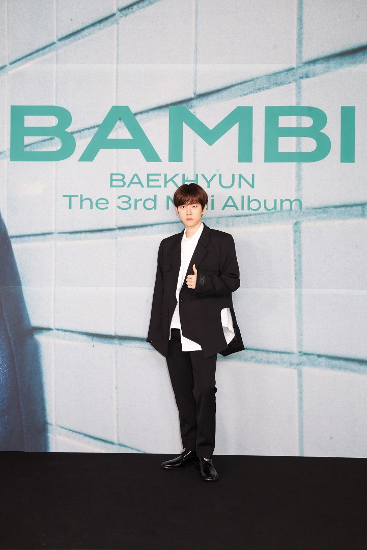 BAEKHYUN (แบคฮยอน) Bambi Press Conference