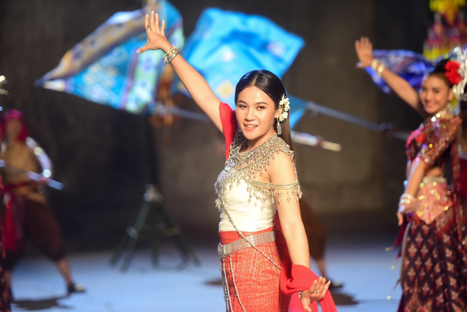 เวียง นฤมล