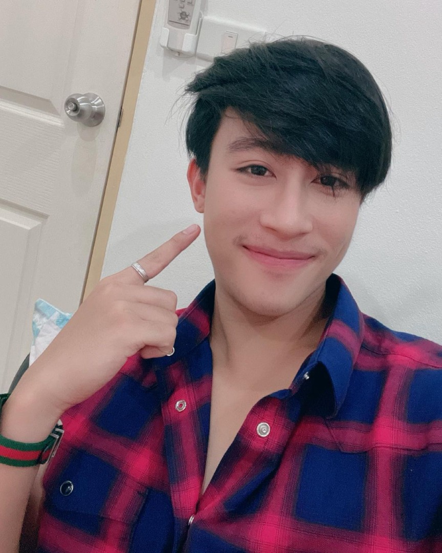 นุ๊ก ธนดล