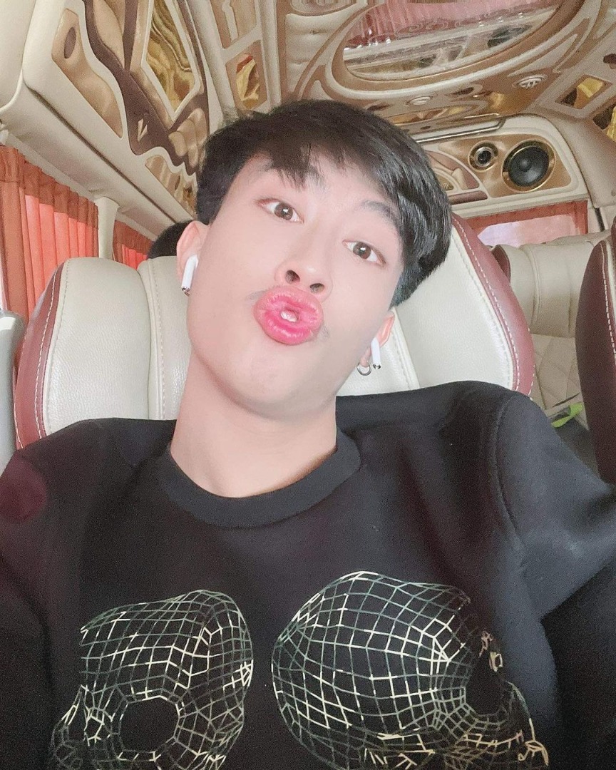 นุ๊ก ธนดล