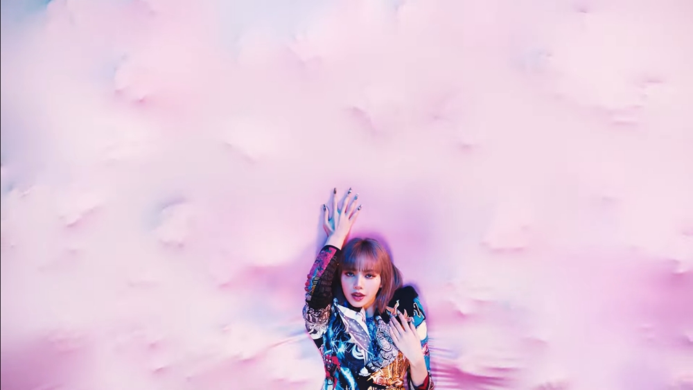 ลิซ่า LISA BLACKPINK LALISA