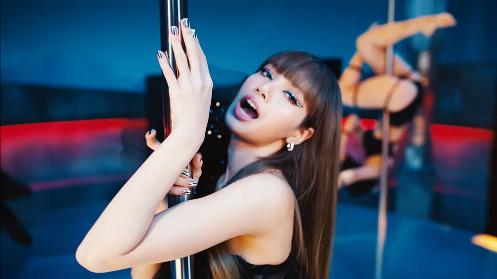 ลิซ่า LISA BLACKPINK LALISA