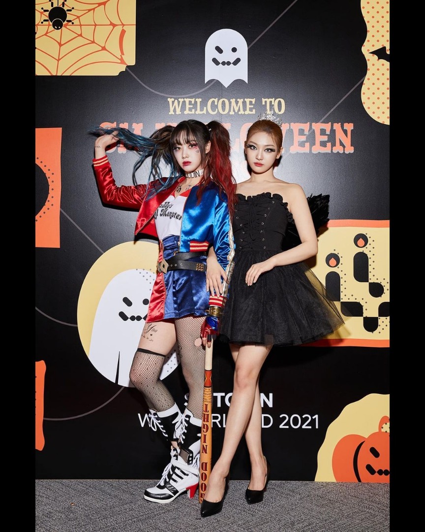 SMTOWN WONDERLAND 2021 - Welcome to SM HALLOWEEN HOUSE