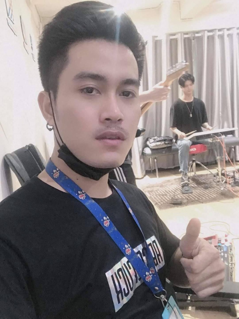 สอง ภูตะวัน 