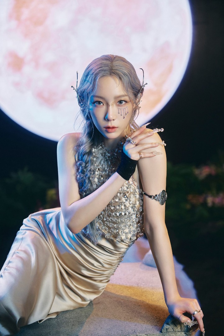 TAEYEON: INVU