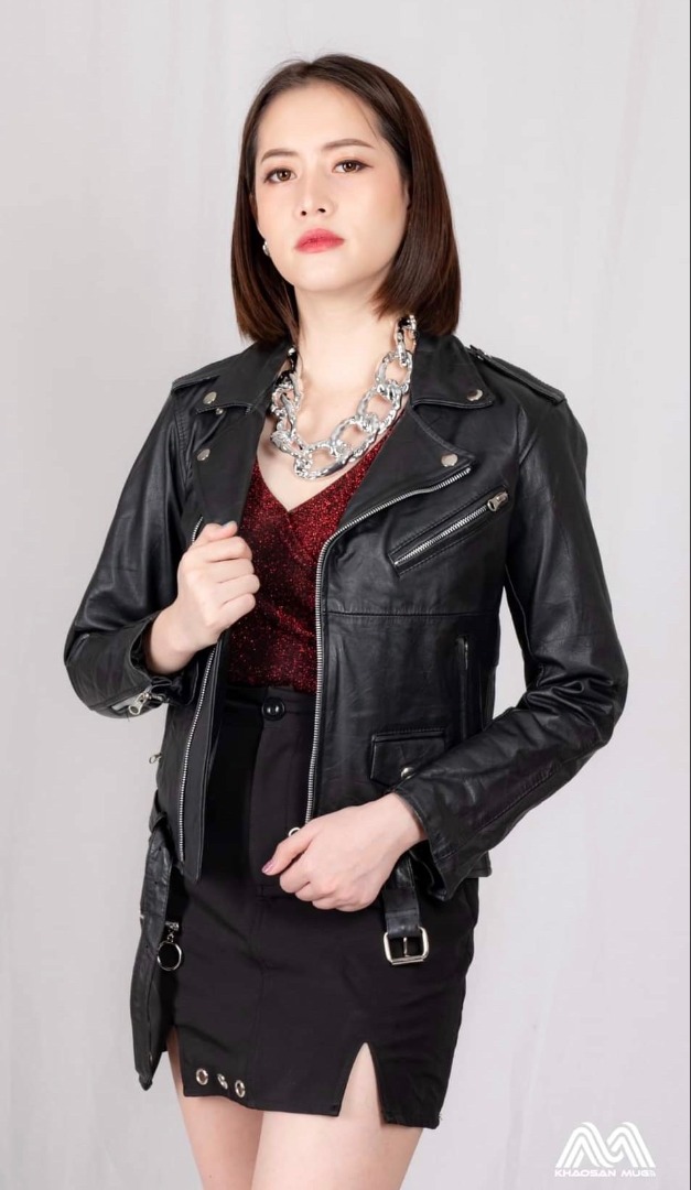  จูเนียร์-มาริษา สีหาวัฒน์ 