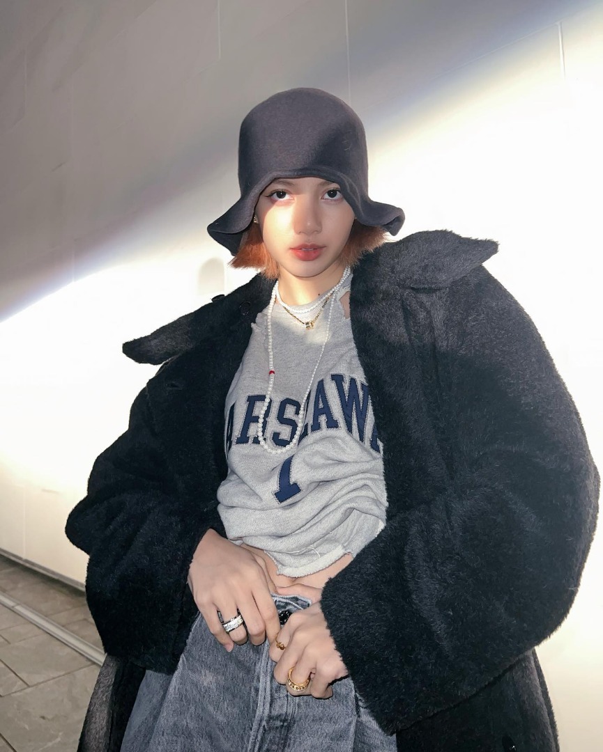 LISA ลิซ่า BLACKPINK