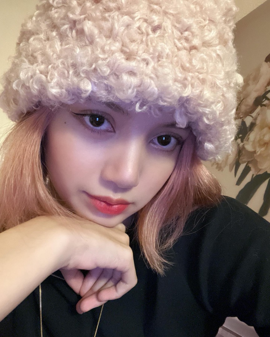 LISA ลิซ่า BLACKPINK