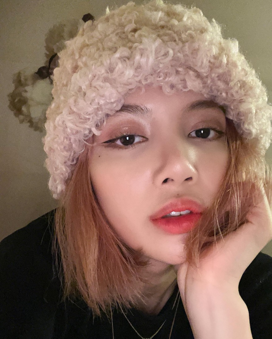 LISA ลิซ่า BLACKPINK