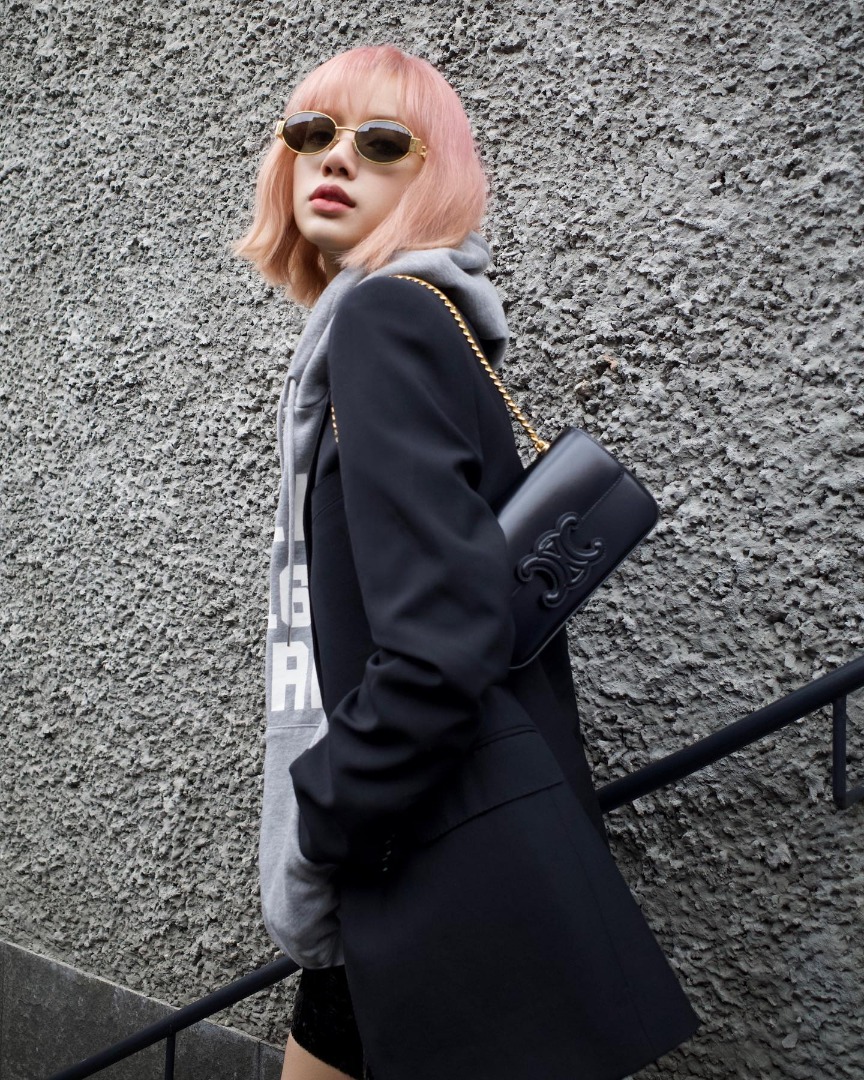 LISA ลิซ่า BLACKPINK