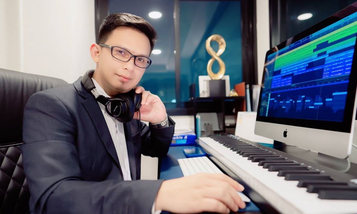 คุณ ณภัทร์ วิศิษธิกุล กรรมการ บริษัท ข้าวสารมัก จำกัด