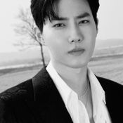 SUHO The 2nd Mini Album "Grey Suit"